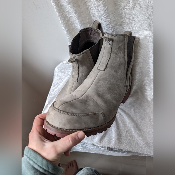 Patagonia Bungee Cord Vibram Sole Healed Chelsea Boot 12 Men\'s Gray Suede main image 7